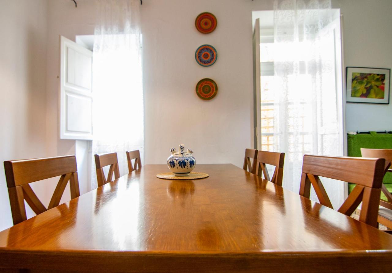 Kasa Katia Guest House บาเลนเซีย ภายนอก รูปภาพ